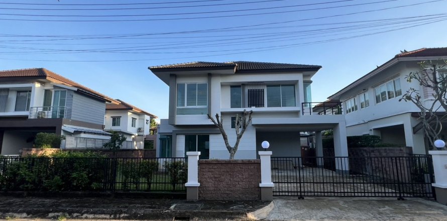 House in San Kamphaeng, Thailand 3 bedrooms № 152698