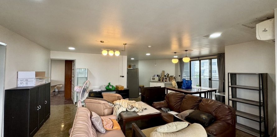 Condo à Suan Luang, Bangkok, Thaïlande, 3 chambres  № 163627