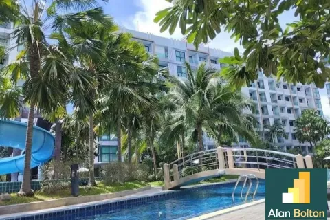 Estudio en el condominio en Jomtien Beach, Pattaya, Tailandia № 211468 - foto 2
