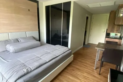 Estudio en el condominio en Jomtien Beach, Pattaya, Tailandia № 211468 - foto 9