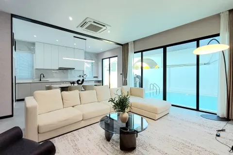 Casa de 5 dormitorios en Jomtien Beach, Pattaya, Tailandia № 211467 - foto 24