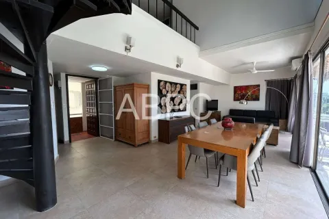 Condominio de 3 dormitorios en Jomtien Beach, Pattaya, Tailandia № 211464 - foto 9