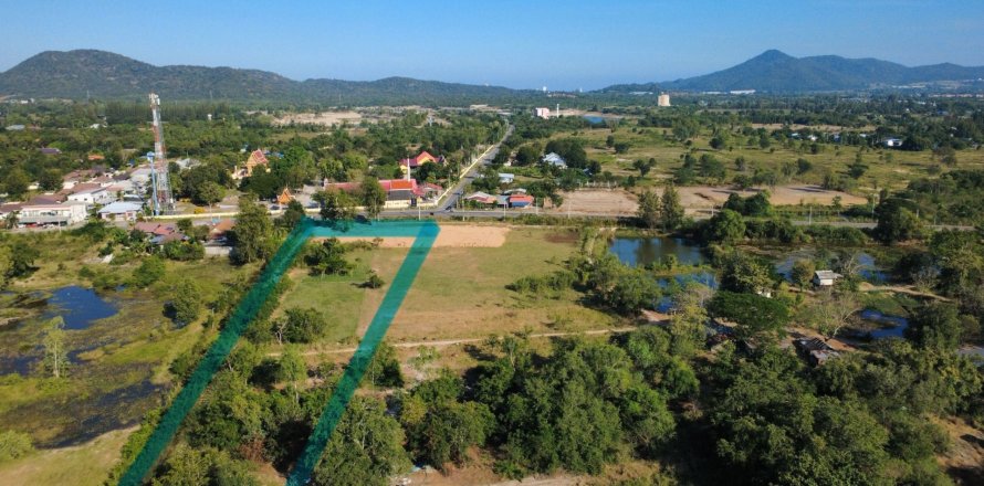 Terrain à Hua Hin, Thaïlande 13868 m2 № 159089