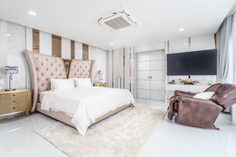 Дом в Паттайе, Таиланд с 7 спальнями  № 146478 - фото 8