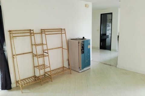 Townhouse in Phuket, Thailand 3 bedrooms № 148543 - photo 16