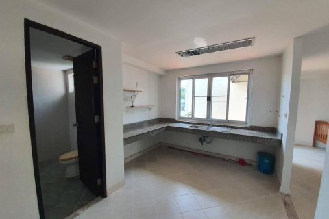 Townhouse in Phuket, Thailand 3 bedrooms № 148543 - photo 13