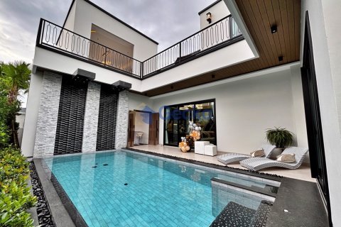 Maison à Pattaya, Thaïlande 4 chambres № 196426
