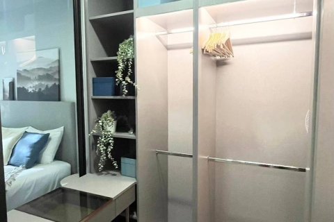 Studio dans le Condo à Watthana, Bangkok, Thaïlande  № 161801 - photo 7