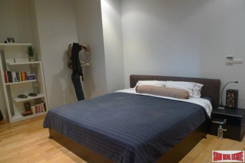 Commercial property in Bangkok, Thailand 128 sq.m. № 193262 - photo 3