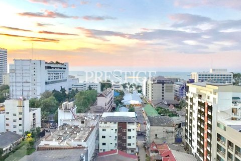 Condo in Pattaya, Thailand, 2 bedrooms  № 198464