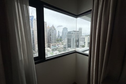 Кондоминиум с 2 спальнями в Сатхоне, Бангкок, Таиланд № 161315 - фото 2