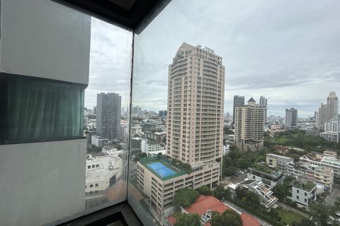 Кондоминиум с 2 спальнями в Сатхоне, Бангкок, Таиланд № 161315 - фото 5