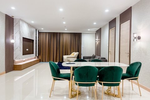 Condo in Yan Nawa, Bangkok, Thailand, 2 bedrooms  № 161311 - photo 10