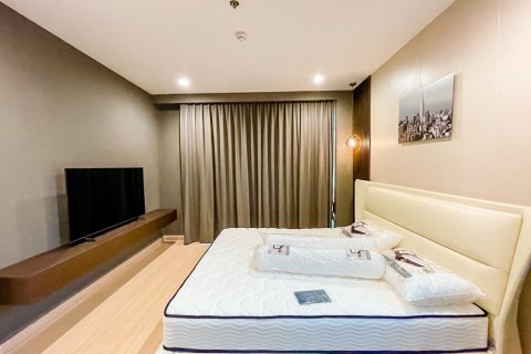 Condo in Yan Nawa, Bangkok, Thailand, 2 bedrooms  № 161311 - photo 12