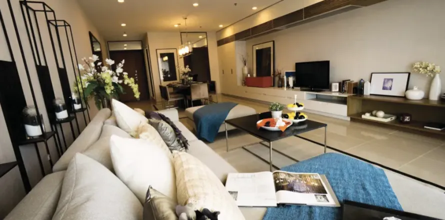 Condo in Yan Nawa, Bangkok, Thailand, 3 bedrooms  № 161309