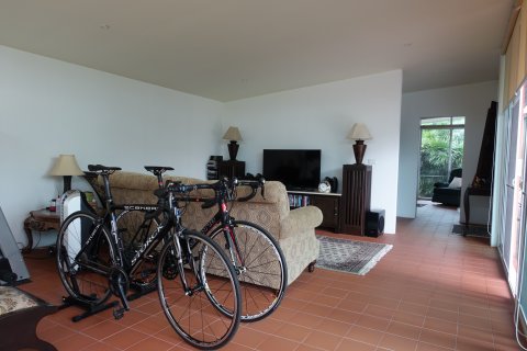 Maison à Ban Lam Luk Ka, Thaïlande 4 chambres № 138906 - photo 11