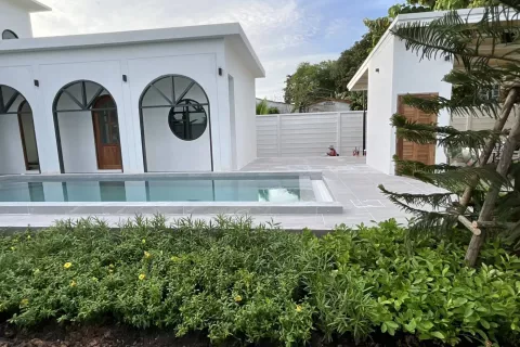 Villa in Phuket, Thailand 3 bedrooms № 138968 - photo 4