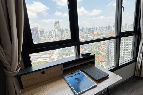 Studio dans le Condo à Watthana, Bangkok, Thaïlande № 171007 - photo 8