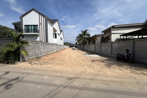 Land in Phuket, Thailand 420 sq.m. № 171009 - photo 7