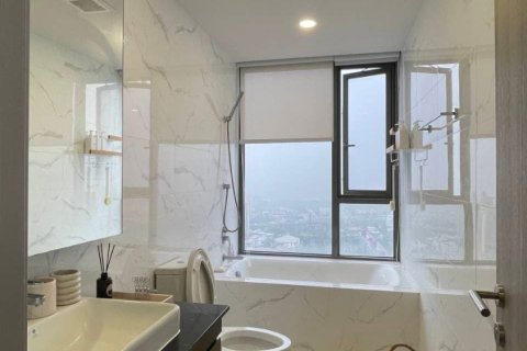 Studio dans le Condo à Huai Khwang, Bangkok, Thaïlande  № 171006 - photo 2