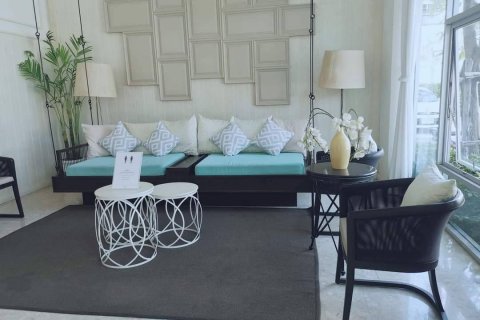 Condo in Hua Hin, Thailand, 2 bedrooms № 136588 - photo 11