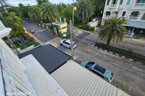 Townhouse in Phasi Charoen, Bangkok, Thailand 3 bedrooms № 162090 - photo 8