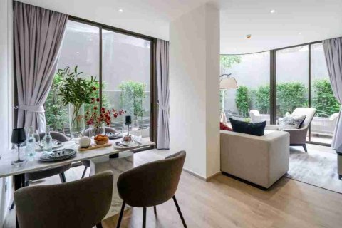 Condo in Bangkok, Thailand, 2 bedrooms № 183950 - photo 14
