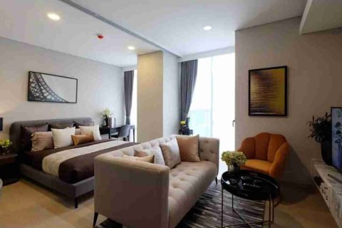 Condo in Bangkok, Thailand, 3 bedrooms № 183954 - photo 14
