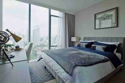 Condo in Bangkok, Thailand, 3 bedrooms № 183954 - photo 17