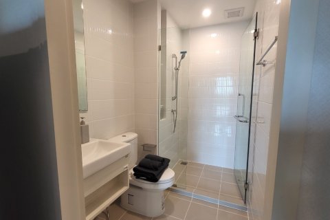 Condo in Bangkok, Thailand, 1 bedroom  № 203631 - photo 4