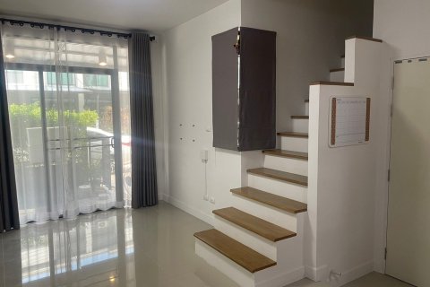 Townhouse in Sai Mai, Bangkok, Thailand 3 bedrooms № 153514 - photo 10