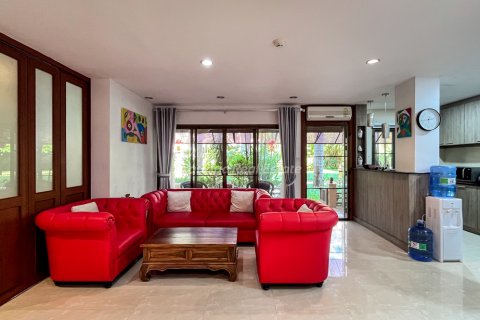 Condo à Bang Lamung, Thaïlande, 1 chambre  № 175598 - photo 1