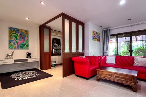 Condo à Bang Lamung, Thaïlande, 1 chambre  № 175598 - photo 2