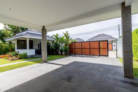 Villa in Hua Hin, Thailand 3 bedrooms № 175600 - photo 22