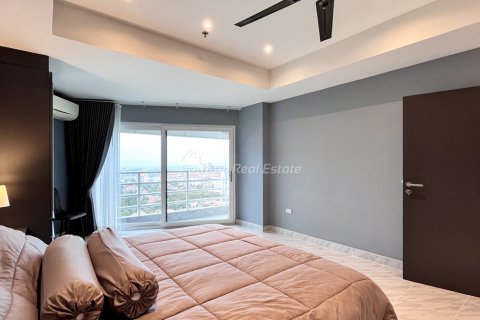 Condo in Bang Lamung, Thailand, 1 bedroom  № 175597 - photo 15