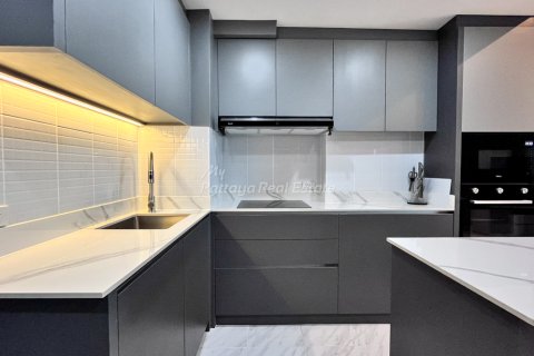 Condo in Bang Lamung, Thailand, 1 bedroom  № 175597 - photo 6