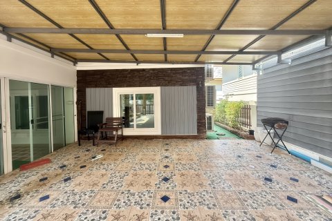 Дом в Паттайе, Таиланд с 7 комнатами  № 172608 - фото 5