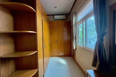 Дом в Паттайе, Таиланд с 7 комнатами  № 172608 - фото 30