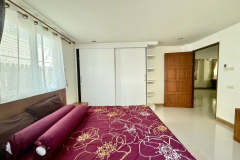 Дом в Паттайе, Таиланд с 7 комнатами  № 172608 - фото 24