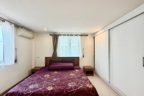 Дом в Паттайе, Таиланд с 7 комнатами  № 172608 - фото 23