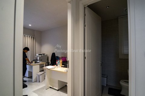 Maison à Bang Lamung, Thaïlande 4 chambres № 172604 - photo 8