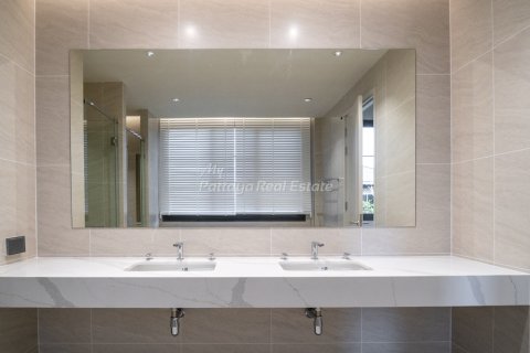 Maison à Bang Lamung, Thaïlande 4 chambres № 172604 - photo 13