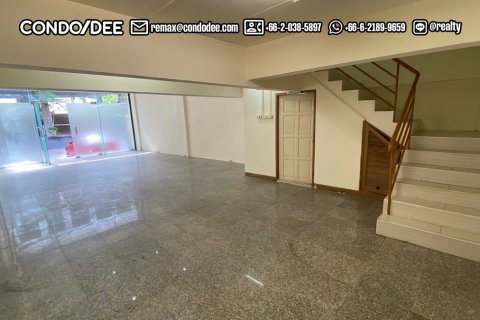 Коммерческая недвижимость в Ваттхане, Бангкок, Таиланд 350м2 № 200828 - фото 4