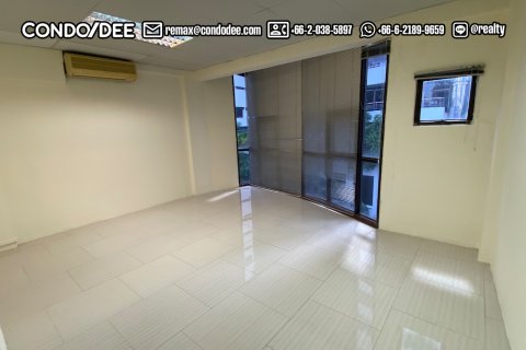Коммерческая недвижимость в Ваттхане, Бангкок, Таиланд 350м2 № 200828 - фото 7