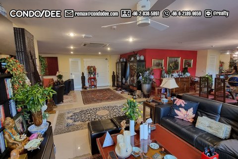 Condo à Watthana, Bangkok, Thaïlande, 3 chambres № 200827 - photo 11