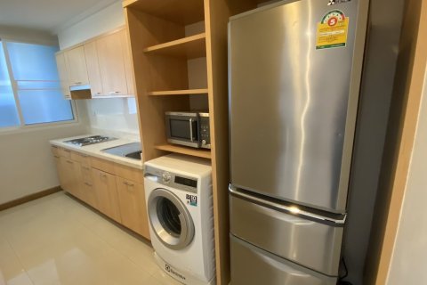 Condo à Watthana, Bangkok, Thaïlande, 2 chambres № 200830 - photo 29