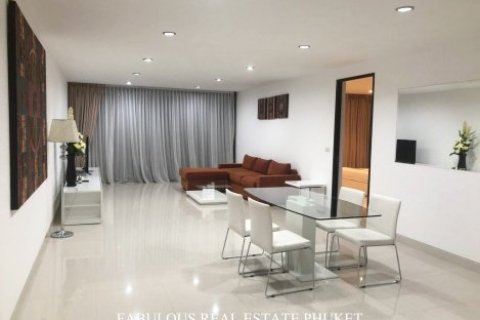 Condo on Surin Beach, Thailand, 2 bedrooms  № 179838 - photo 2