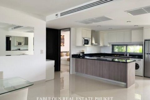 Condo on Surin Beach, Thailand, 2 bedrooms  № 179838 - photo 3