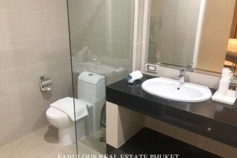Condo on Surin Beach, Thailand, 2 bedrooms  № 179838 - photo 10