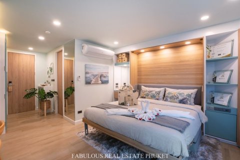 Condo on Surin Beach, Thailand, 1 bedroom № 179834 - photo 2